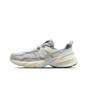 나이키 V2K 런테크 로우 라이트 본 스카이 그레이 우먼스 FZ3596-072